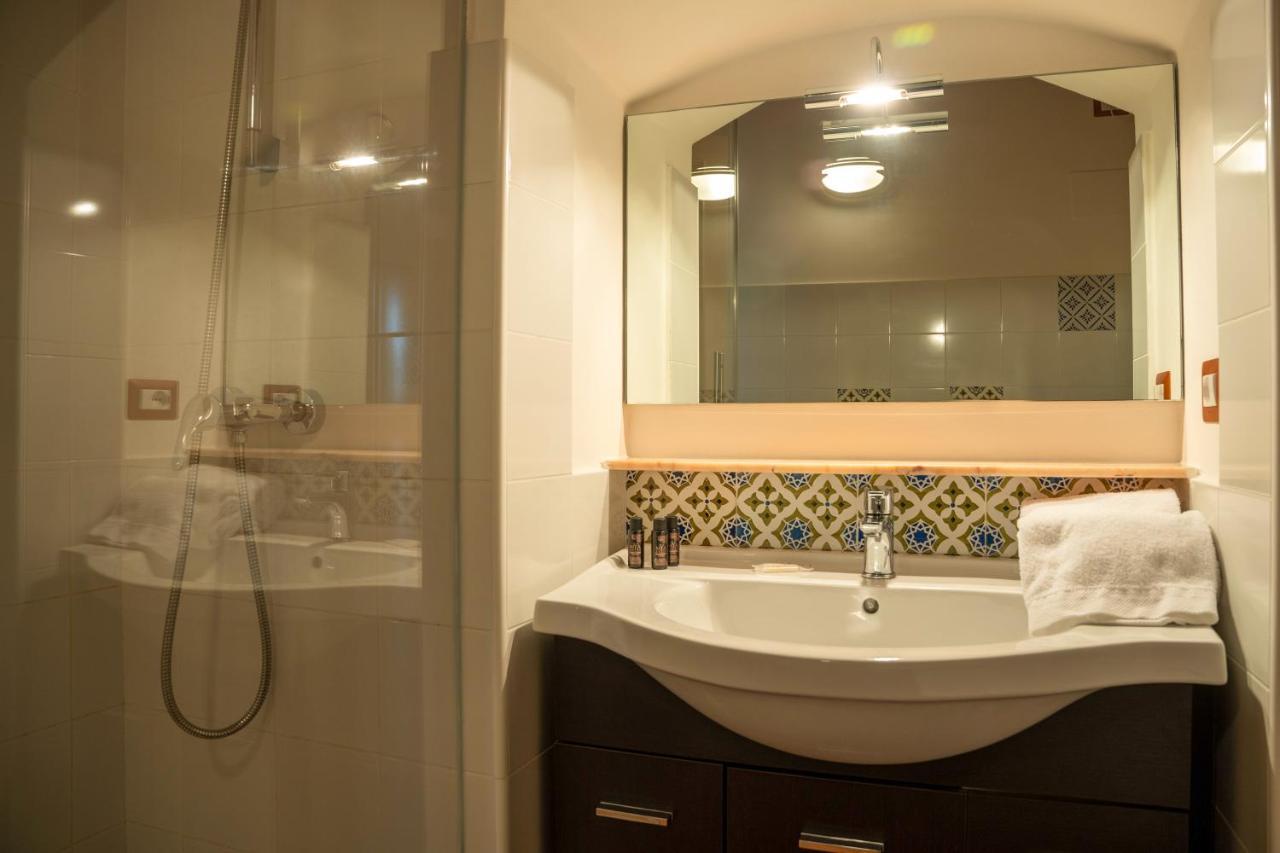 ดิโมรา ซานตาบาร์บารา Hotel มาเตรา ภายนอก รูปภาพ